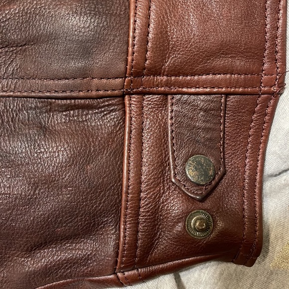 Brown leather jacket - Picture 7 of 7